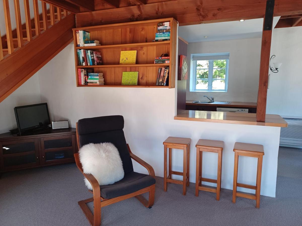 Pirita Vineyard Cottage. Upper Moutere Exterior foto